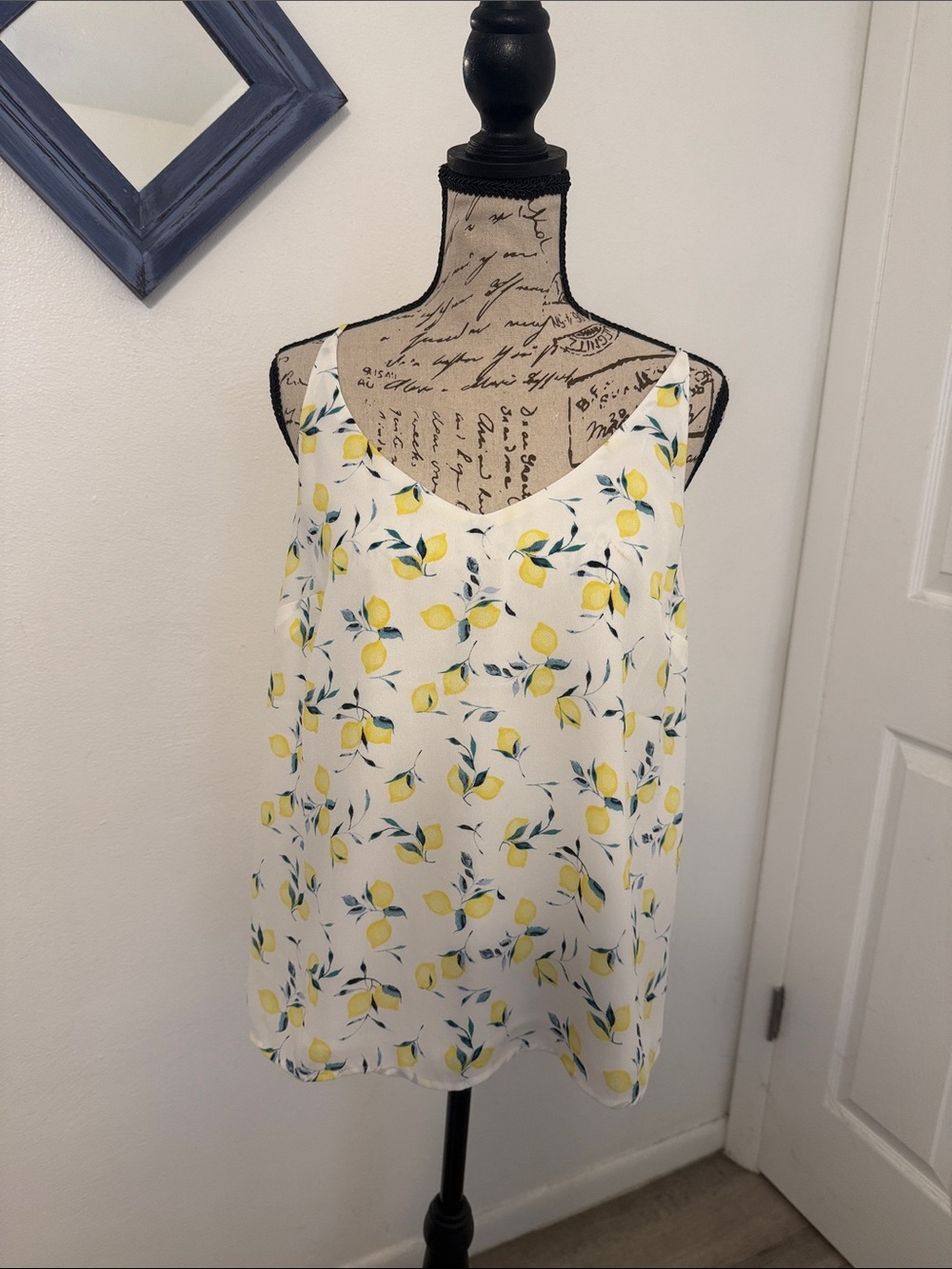 Banana Republic White Lemon Print Camisole
